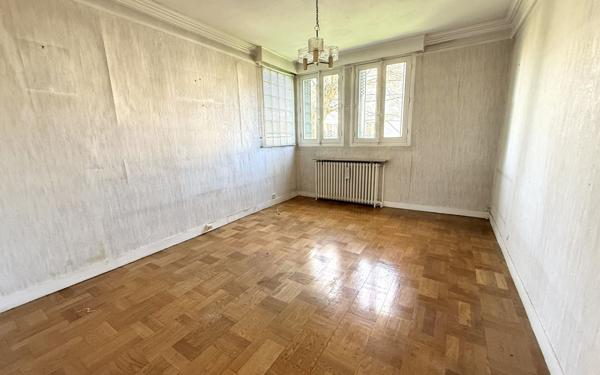 Maison à vendre    5 pièces • 90 m2 Antony
