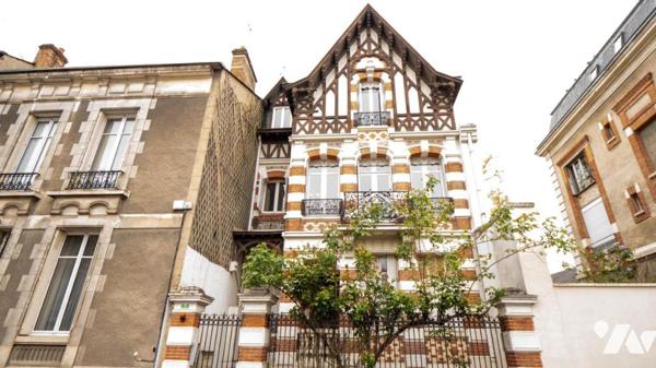 ORLÉANS / GARE SNCF - St-PATERNE - CHARMANT APPARTEMENT DUPLEX 5 PIÈCES AVEC TERRASSE + CAVE