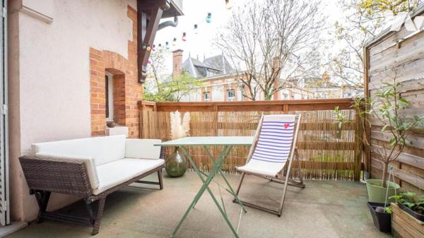 ORLÉANS / GARE SNCF - St-PATERNE - CHARMANT APPARTEMENT DUPLEX 5 PIÈCES AVEC TERRASSE + CAVE