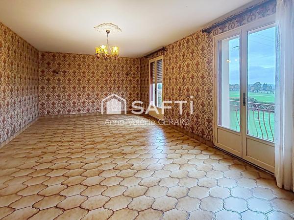 Pavillon 89m² avec grand bâtiment de stockage