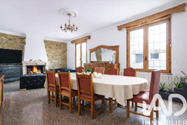 Maison à vendre 6 pièces 242 m² Vincelles