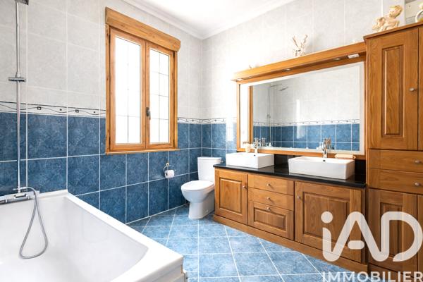 Maison à vendre 6 pièces 242 m² Vincelles