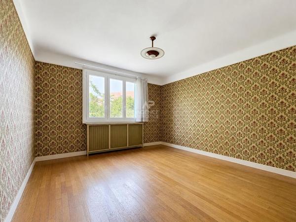 Chatou Maison familiale 787 950 € **  - Référence  159974