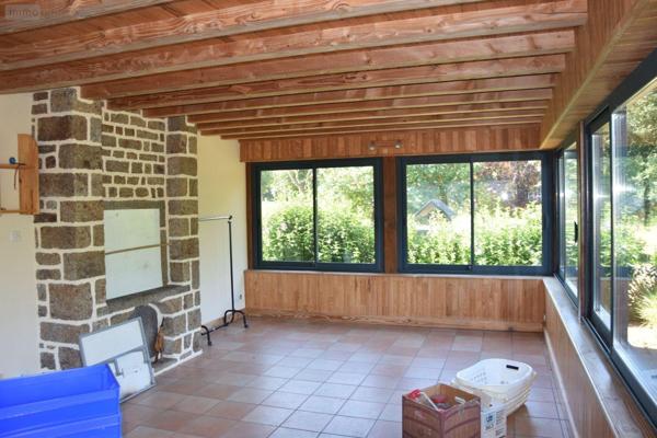 Propriete à vendre à Ambrières-les-Vallées en Mayenne (53300), ref : 53075/37
