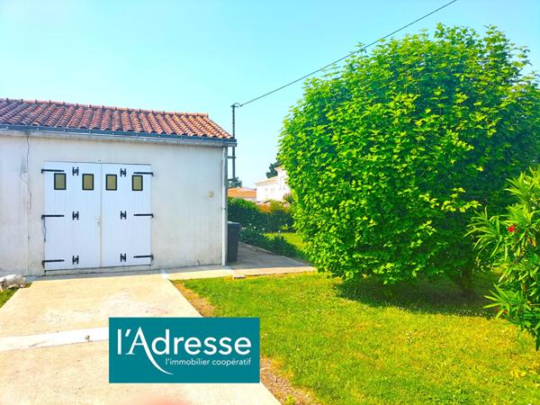 Garage Beauvoir Sur Mer sur 534 m2