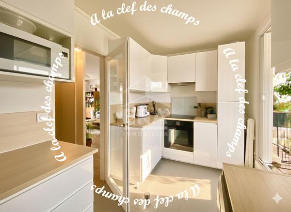 Appartement Versailles 3 pièce(s) 52.46 m2