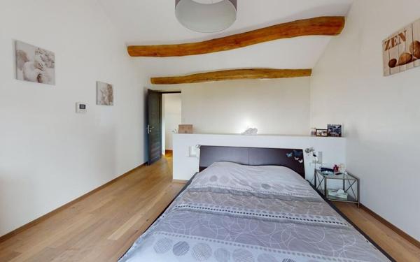 Maison à vendre    6 pièces • 216 m2 Montanay