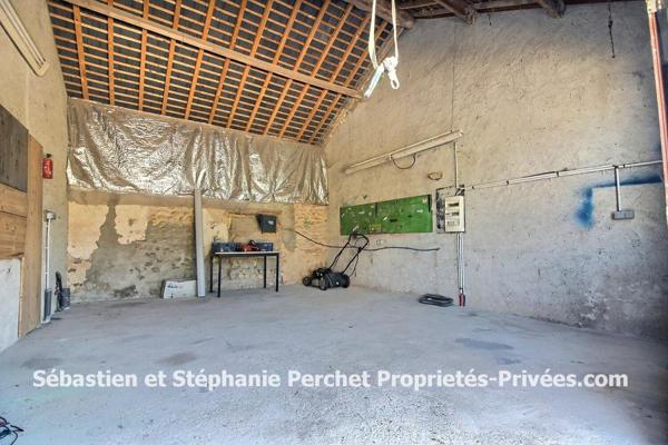 A vendre Maison en pierres 4 Chambres sur 1236 m2 de terrain
