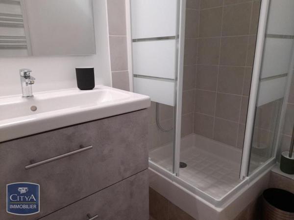 Appartement à louer 1 pièce 25.27m²