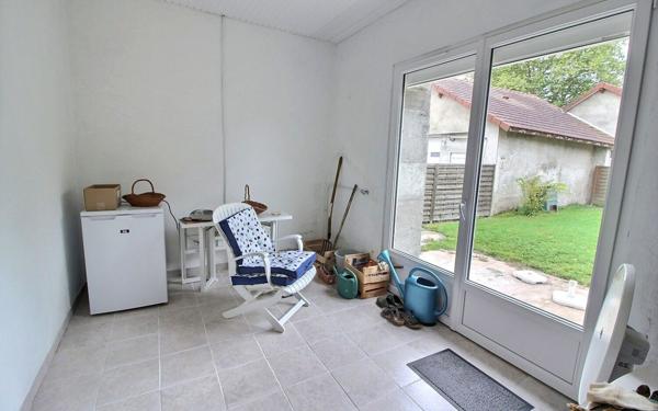 Maison à vendre    5 pièces •  Écuisses