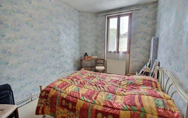 Maison à vendre    5 pièces •  Écuisses