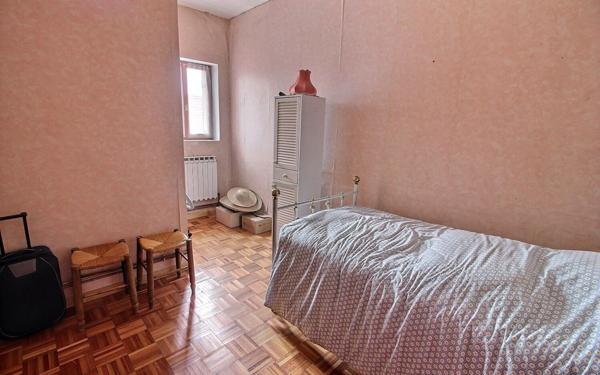 Maison à vendre    5 pièces •  Écuisses