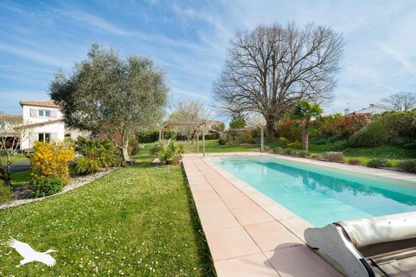 Maison à vendre |                                       Blaye |                                        5 pièces  |  130 m²