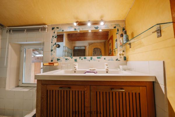 Saint-Vincent-de-Barbeyrargues (34730) Maison 6 pièces de 185m2 sur une parcelle de 1 342m2 - Saint Vincent de Barbeyrargues