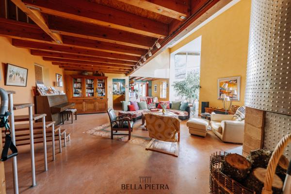 Saint-Vincent-de-Barbeyrargues (34730) Maison 6 pièces de 185m2 sur une parcelle de 1 342m2 - Saint Vincent de Barbeyrargues