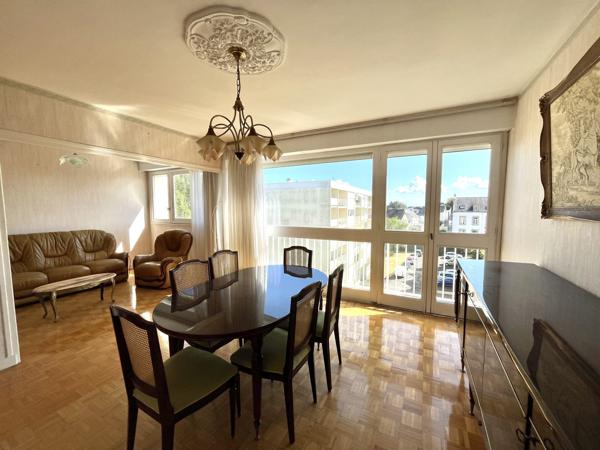 Proche du Port de VANNES, appartement type 3 à Vendre