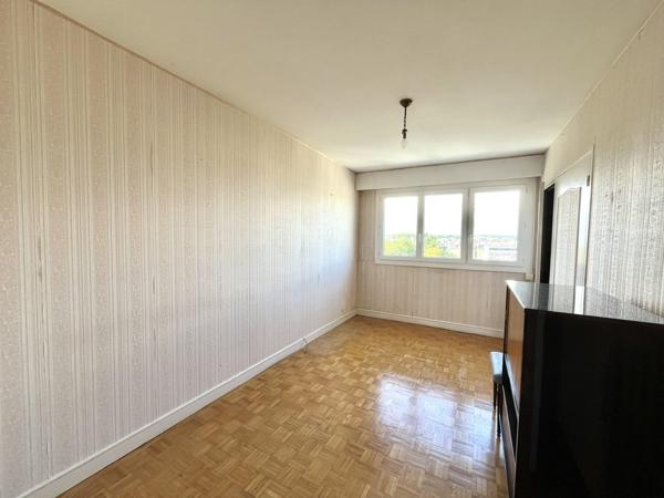 Proche du Port de VANNES, appartement type 3 à Vendre