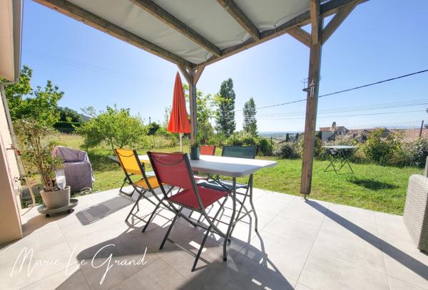 Maison
         5 pièces
        - 86 m² Exclusivité 229 000 € *
