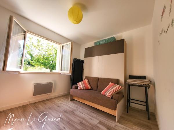Maison
         5 pièces
        - 86 m² Exclusivité 229 000 € *