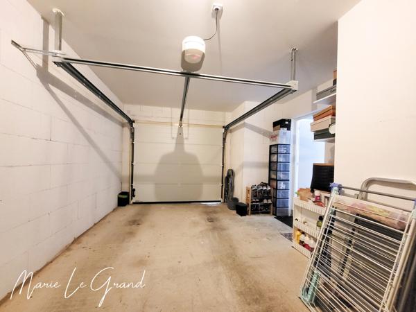 Maison
         5 pièces
        - 86 m² Exclusivité 229 000 € *
