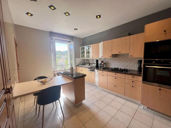 EXCEPTIONNEL :  HOTEL PARTICULIER  -  IMMEUBLE  CENTRE VILLE