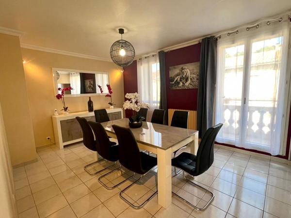 EXCEPTIONNEL :  HOTEL PARTICULIER  -  IMMEUBLE  CENTRE VILLE