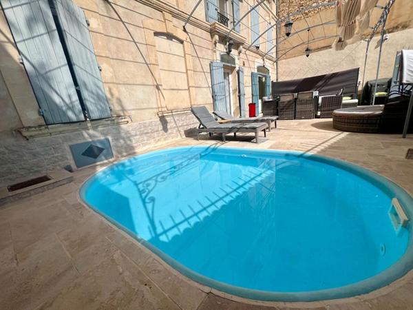 EXCEPTIONNEL :  HOTEL PARTICULIER  -  IMMEUBLE  CENTRE VILLE