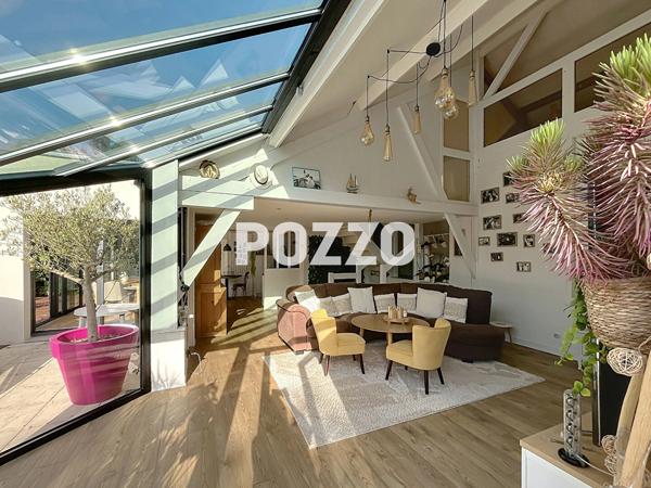 Baisse de prix - Maison proche Canisy -7 pièce(s) 162 m2 - 4 chambres -Piscine et garage double- QUIBOU