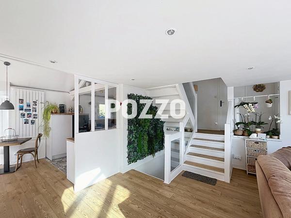 Baisse de prix - Maison proche Canisy -7 pièce(s) 162 m2 - 4 chambres -Piscine et garage double- QUIBOU