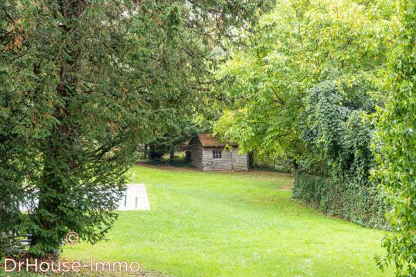 Maison à vendre 5 pièces de 223 m²