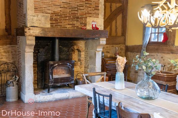 Maison à vendre 5 pièces de 223 m²