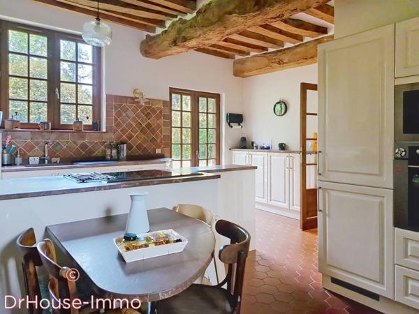 Maison à vendre 5 pièces de 223 m²