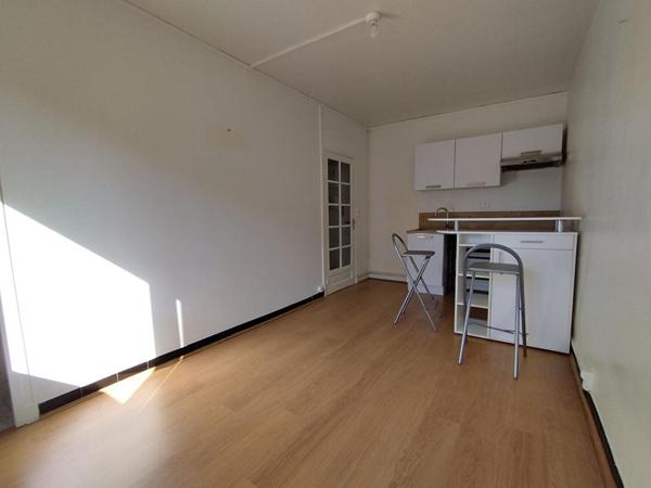 A LOUER : T1 à LILLE • Rue d'Isly - LILLE-VAUBAN • 520 € CC • Réf. 841-17.1