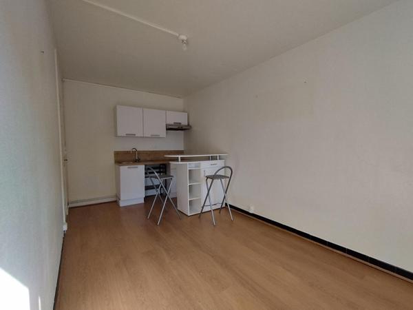 A LOUER : T1 à LILLE • Rue d'Isly - LILLE-VAUBAN • 520 € CC • Réf. 841-17.1