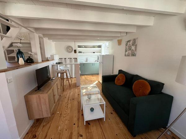 A LOUER : T1 à LILLE • • 880 € CC • Réf. 1556-3