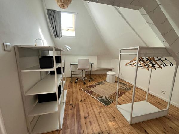 A LOUER : T1 à LILLE • • 880 € CC • Réf. 1556-3