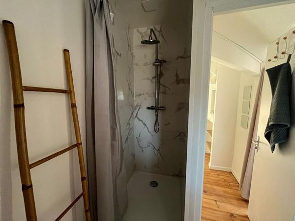 A LOUER : T1 à LILLE • • 880 € CC • Réf. 1556-3