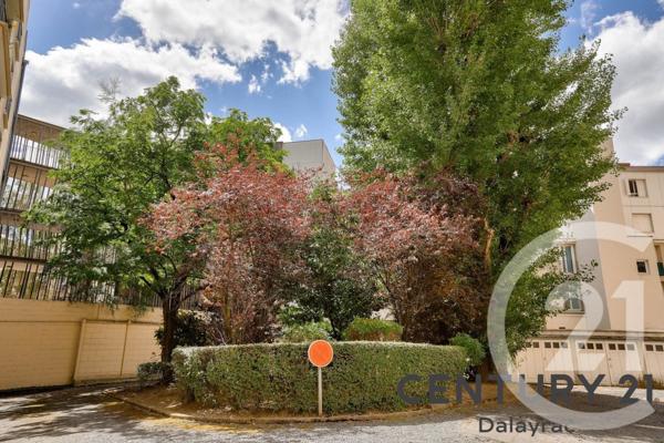 Parking à vendre  10 m2 VINCENNES - 94