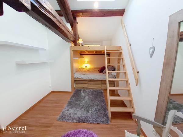 Coup de cœur assuré sur ce bien d'exception de 103,55m² et son jardin paysagé / 3 chambres
