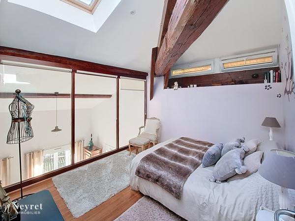 Coup de cœur assuré sur ce bien d'exception de 103,55m² et son jardin paysagé / 3 chambres