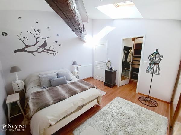 Coup de cœur assuré sur ce bien d'exception de 103,55m² et son jardin paysagé / 3 chambres