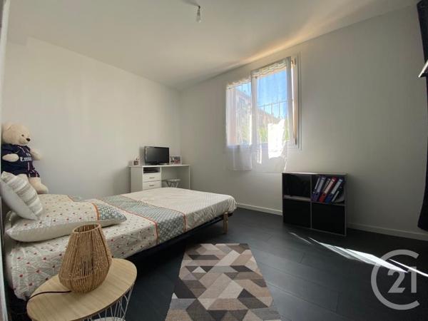 Appartement T3 à vendre  3 pièces - 65,63 m2 LA VALETTE DU VAR - 83