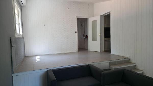 30400 VILLENEUVE LES AVIGNON, VILLA DE 163 M² AVEC 5 CHAMBRES SUR 743 M² SE TERRAIN CLOS