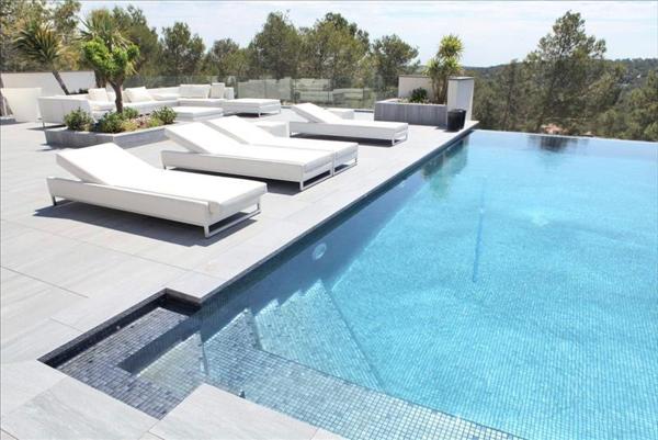 Maison à vendre |  Saint-Gély-du-Fesc |  13 pièces | 750 m²