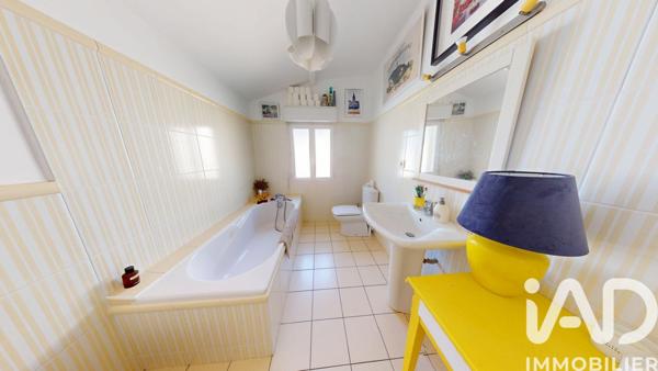 Maison à vendre 8 pièces 200 m² Créon