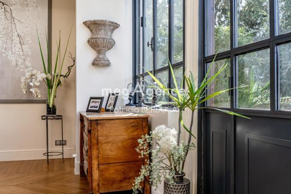 Maison à LE PERREUX-SUR-MARNE, 94170 - 12 pièces 300m²