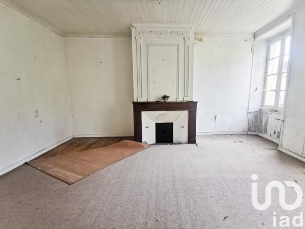 Maison de village 11 pièces de 454 m² à Salviac (46340)