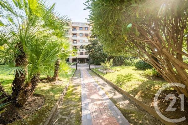 Appartement F3 à vendre  3 pièces - 70,98 m 2   NICE  - 06