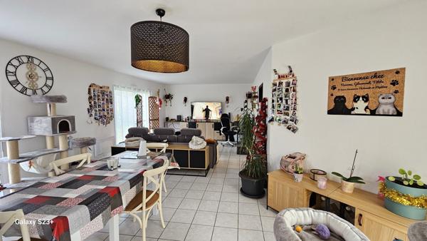 PAVILLON DE PLAIN-PIED PROCHE TOUTES COMMODITES