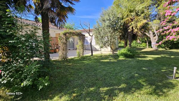 PAVILLON DE PLAIN-PIED PROCHE TOUTES COMMODITES